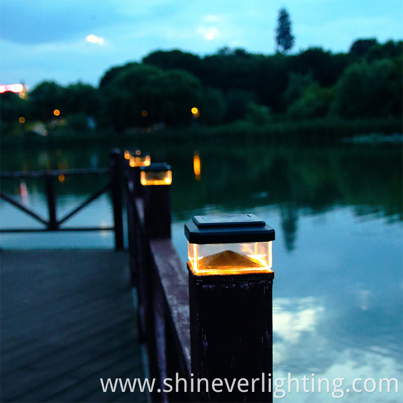 Gate Lamp with Durable Waterproofing